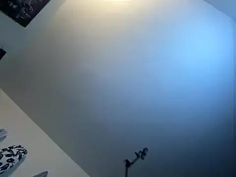 Avatar of hornycouple818