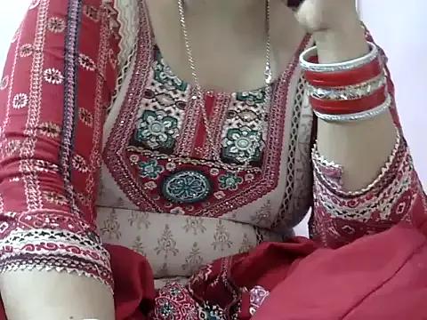 Avatar of Housewife12