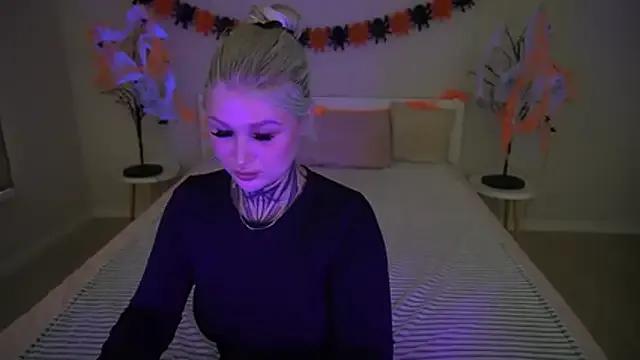 StripChat IvyLaurent  is Freechat  IvyLaurent — More tokens - less clothes