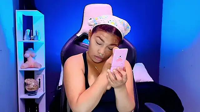 Freechat JadaRoberts on StripChat