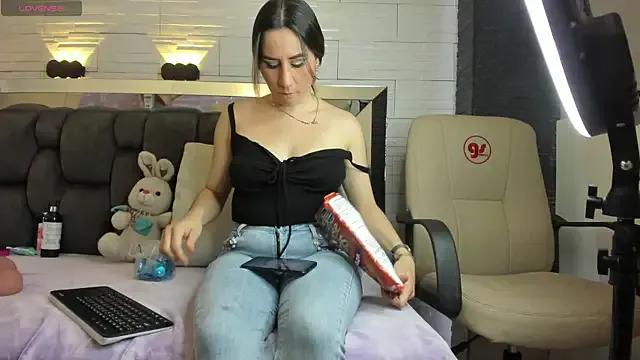 Freechat jade_heartt on StripChat