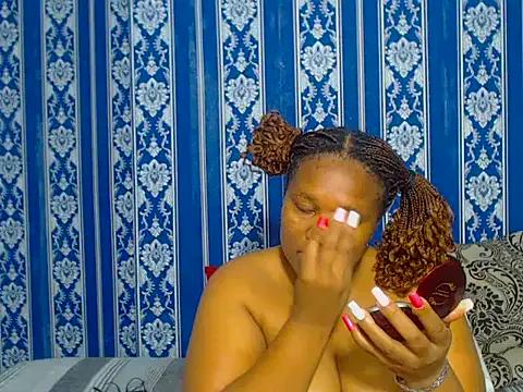 Avatar of JUICEYLIPS333