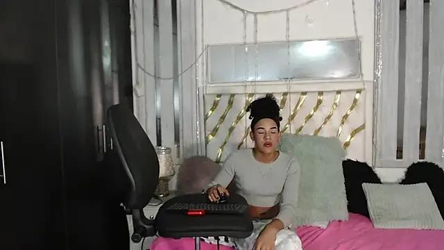 Freechat julieta_sweet_ on StripChat