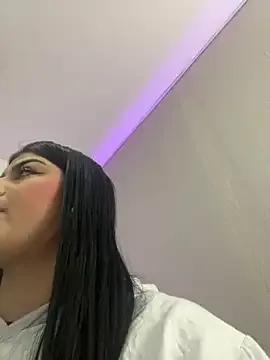 Kariina__69 — suck dildo with a lot of saliva