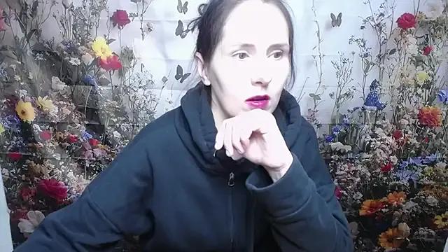KarinaSwann — make me wet for you