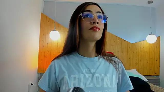 Freechat kate_evans1 on StripChat