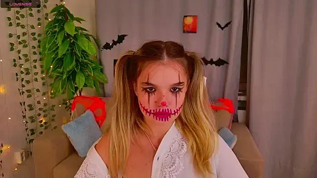 KellyHayden — CUM on tits  