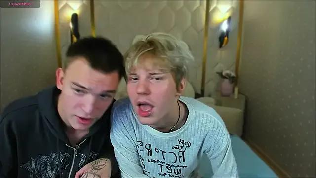 StripChat Kevin_Derek  is Freechat  Kevin_Derek — Full naked 2 boys