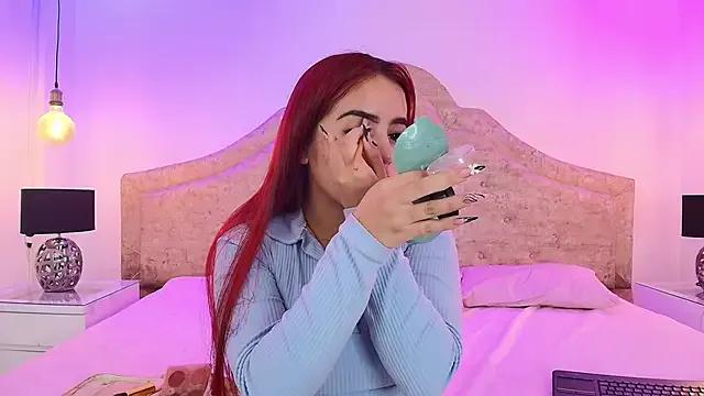 Freechat KhloeJohnson on StripChat