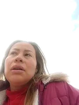 LaraCaliente on StripChat 