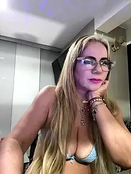 Avatar of LARIANA_RIVERA23
