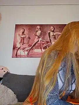 LessiaMia — Riding dildo + 3 min TOYCONTROL