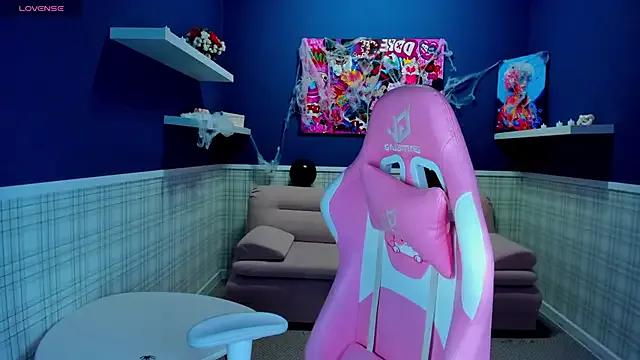 Lexi_Split — I look at the camera and tease with lips