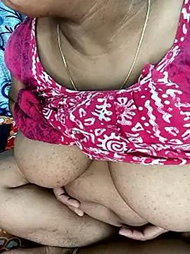 Lily_Rosy on StripChat 