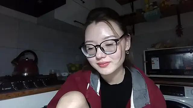 StripChat LilysTaylor  is Freechat  LilysTaylor — show my back