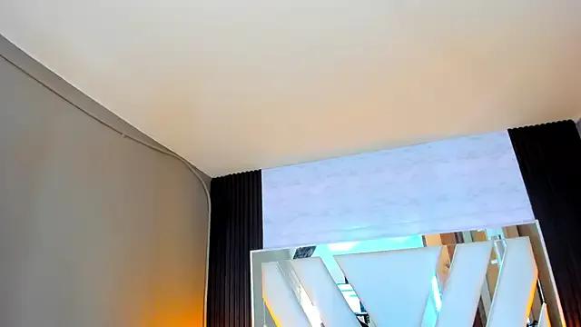 StripChat Linda4Petite  is Freechat  Linda4Petite — make me hot