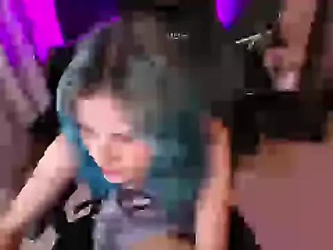 LITTLENAMI_ — NAKED AND SEXY DANCING