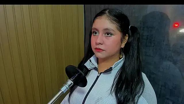 lola_clit — saliva explosion