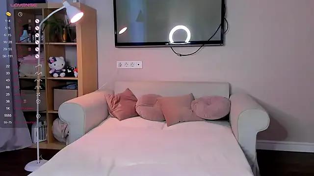 StripChat LoryReed  is Freechat  LoryReed — topless