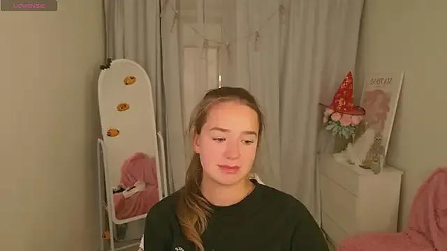 StripChat LovelyJessie  is Freechat  LovelyJessie — spank ass in doggy