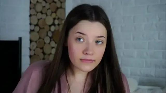 LowOncoming on StripChat 