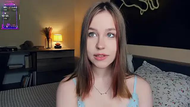 StripChat MaliaBourraine is Freechat MaliaBourraine — Suck 2 fingers close up