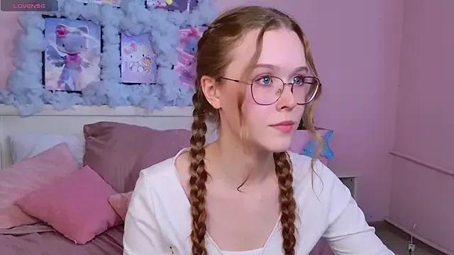 Freechat MandyMils on StripChat