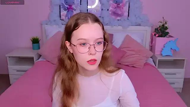 Freechat MandyMils on StripChat
