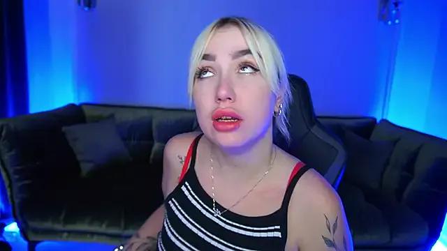 StripChat MariellaVi  is Freechat  MariellaVi — blow job