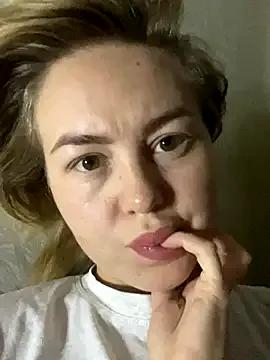 MartaLuna_ — Make my naked ass so red