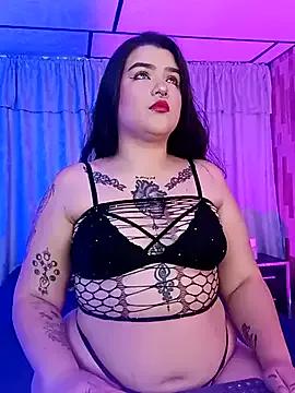 Freechat Megann_32 on StripChat