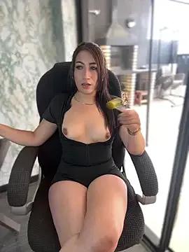 Mila_LS — Freechat on StripChat