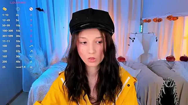 StripChat MilliMouse  is Freechat  MilliMouse —  Open the Little Door