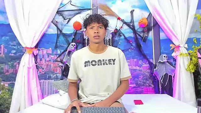 StripChat MilthonDelis  is Freechat  MilthonDelis — SHOW OIL IN THE BODY..SPANK ASS HARD