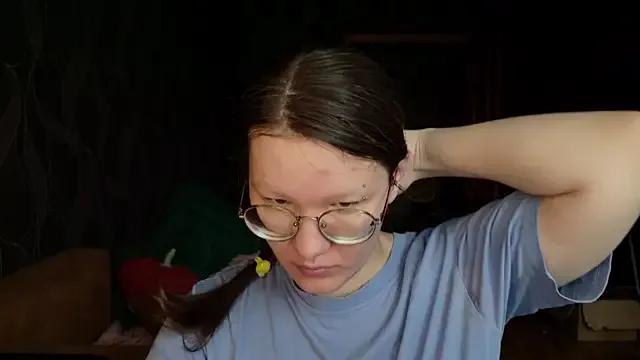 StripChat MiriamOr  is Freechat  MiriamOr — new teeth for friendly hairy girl