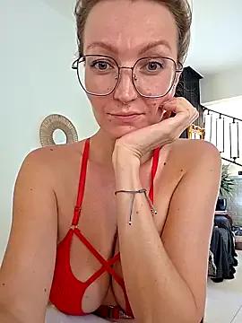MissMialicious