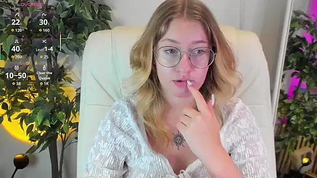 Freechat Nerissa_xo on StripChat