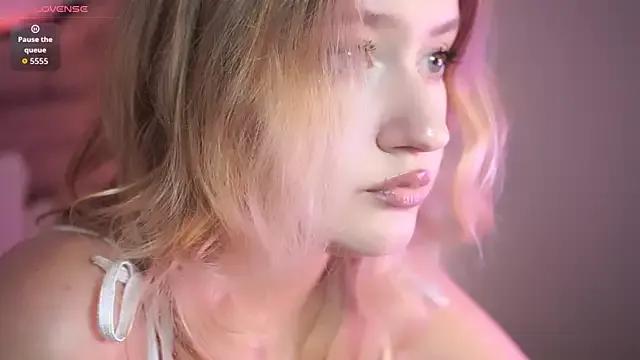 Freechat Nerissa_xo on StripChat