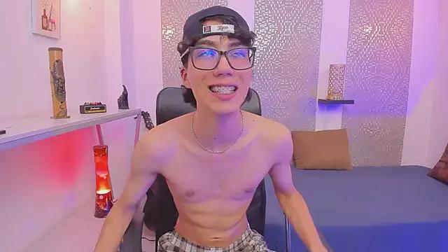 Nikolay_Gregori — SHOW MASTURBATION AND CUM