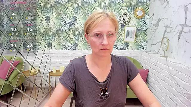 Freechat Paris_Cherry on StripChat