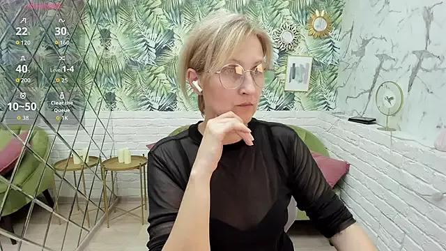 Freechat Paris_Cherry on StripChat