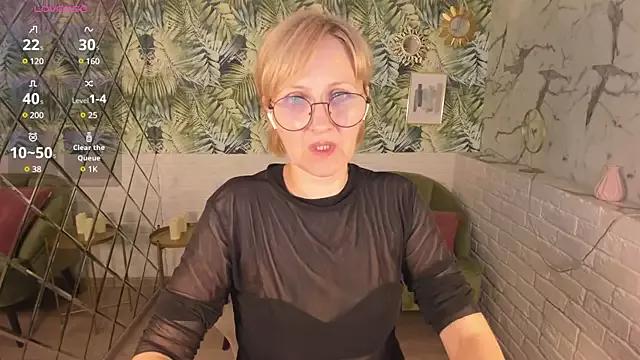 Freechat Paris_Cherry on StripChat