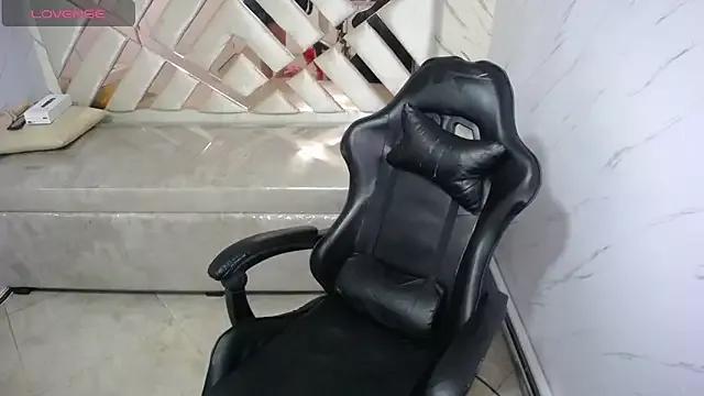 Freechat Paula_b_ on StripChat