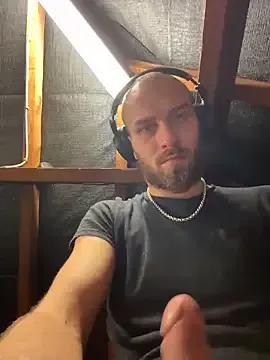 Freechat pervy_devil on StripChat