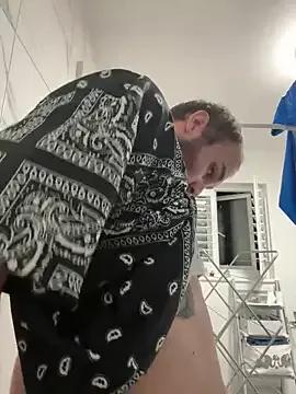 Freechat pervy_devil on StripChat