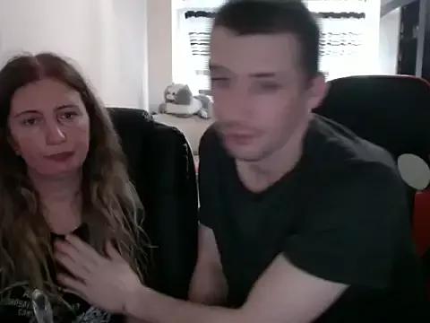 PeterAndJen on StripChat 