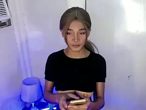 Avatar of Petite_HugeCock