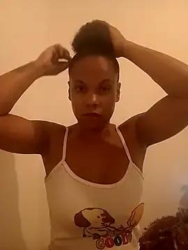 PrettahSantos — Freechat on StripChat