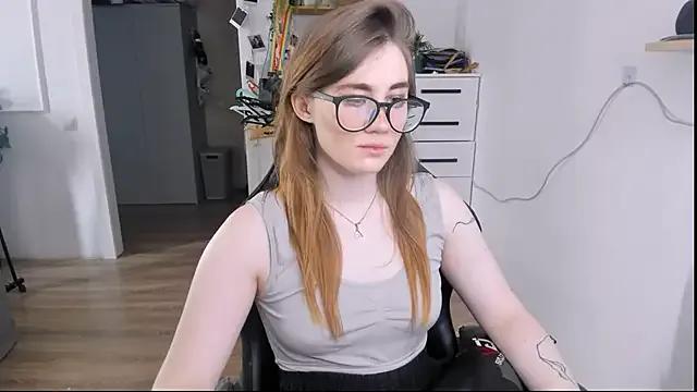 Freechat PureHeartt_ on StripChat