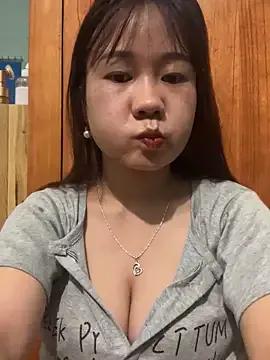qinejr37 — Yu ti i cho xem ngc 